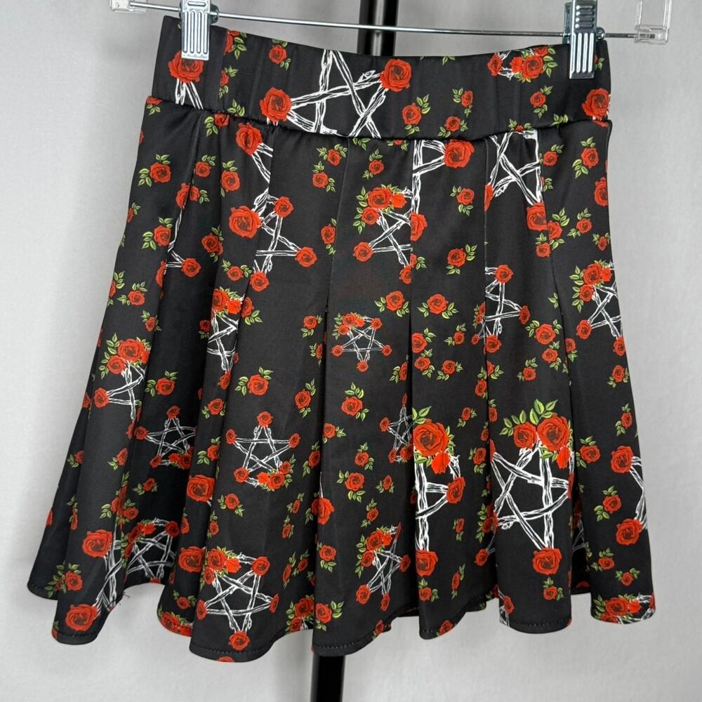 Black and red witchy goth rose star pentagram pleated mini skirt